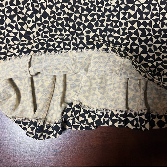 DIANE VON FURSTENBERG Silk Mini Skirt Tan Black Tribal Printed Size 2 DVF NWT - Picture 6 of 10